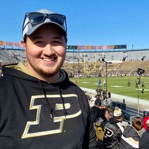 Meet your Posher, Eric